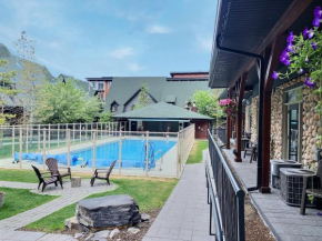 Mystic Chalet managed by Little Sister Getaways